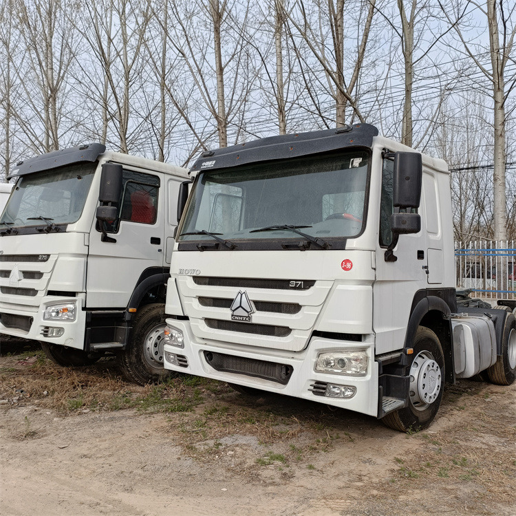 HOWO HOWO 6x4 371 tractor - Cabeza tractora: foto 4 HOWO HOWO 6x4 371 tractor - Cabeza tractora: foto 4