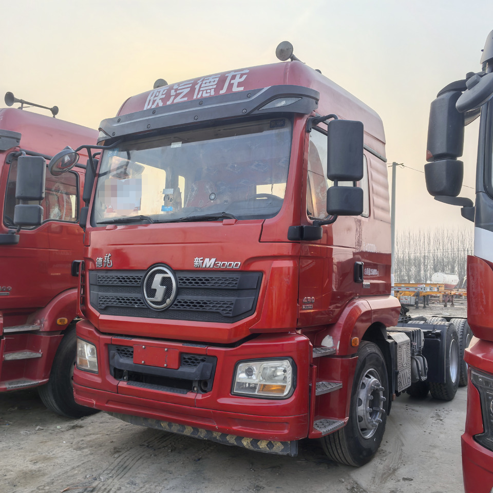 Shacman M3000 6x4 - Cabeza tractora: foto 2 Shacman M3000 6x4 - Cabeza tractora: foto 2