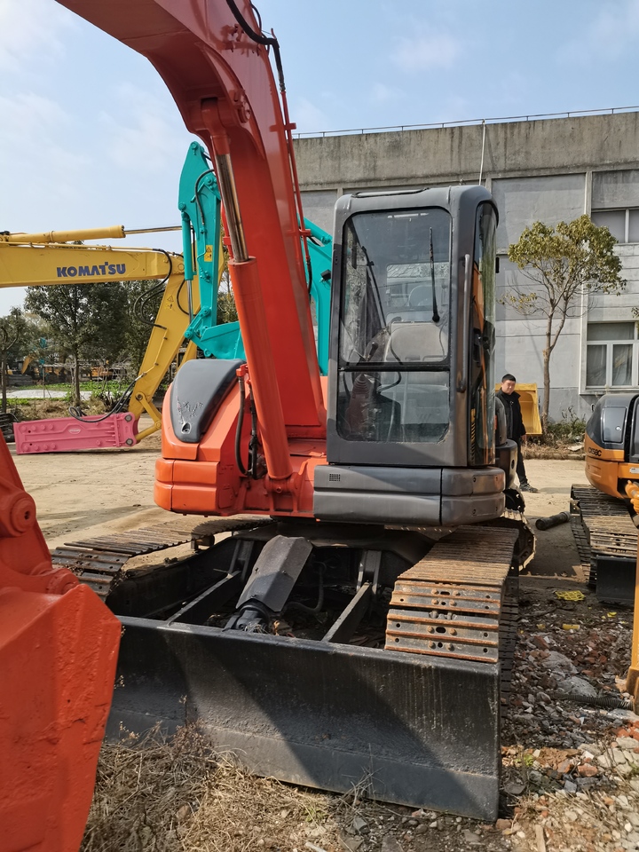 HITACHI ZX75 - Excavadora de cadenas: foto 3 HITACHI ZX75 - Excavadora de cadenas: foto 3