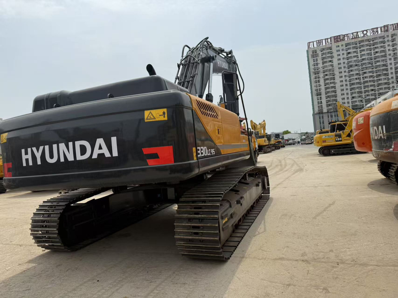Hyundai R330LC-9S - Excavadora de cadenas: foto 4 Hyundai R330LC-9S - Excavadora de cadenas: foto 4