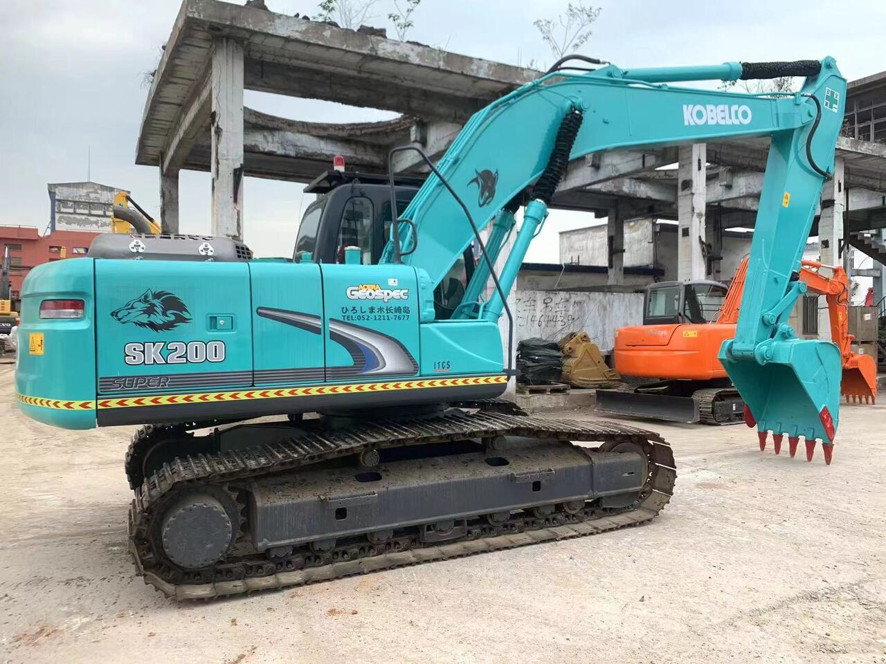 KOBELCO SK200-8 - Excavadora de cadenas: foto 2 KOBELCO SK200-8 - Excavadora de cadenas: foto 2