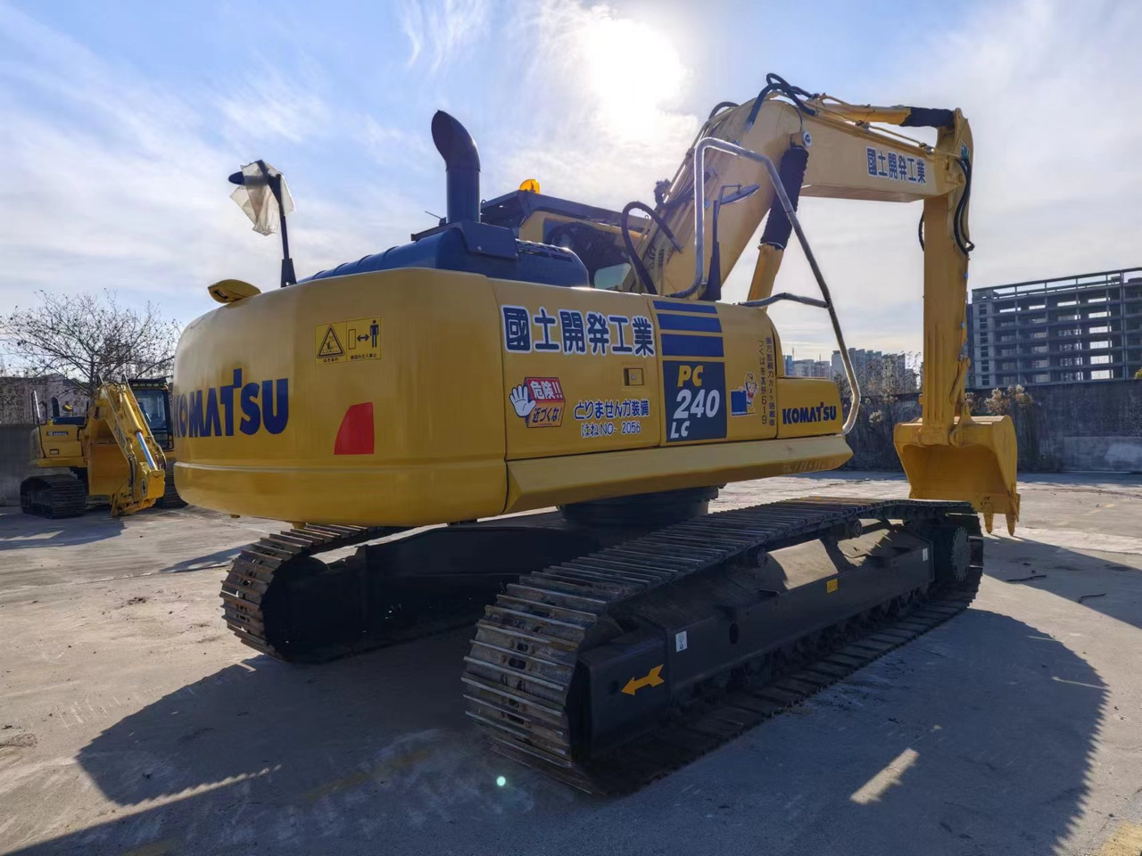 KOMATSU PC240LC-8N1 - Excavadora: foto 1 KOMATSU PC240LC-8N1 - Excavadora: foto 1