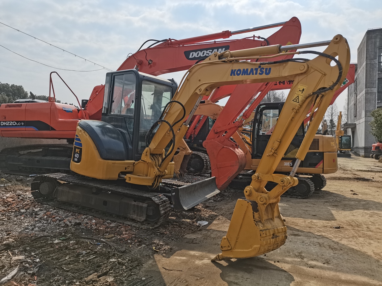KOMATSU PC40MR - Miniexcavadora: foto 2 KOMATSU PC40MR - Miniexcavadora: foto 2