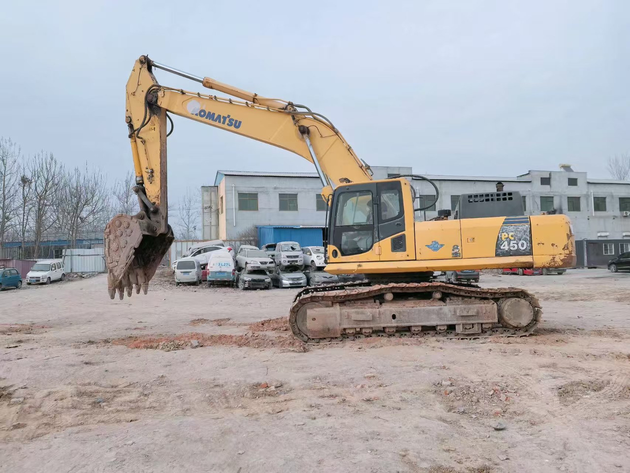 KOMATSU PC450-8 - Excavadora de cadenas: foto 1 KOMATSU PC450-8 - Excavadora de cadenas: foto 1