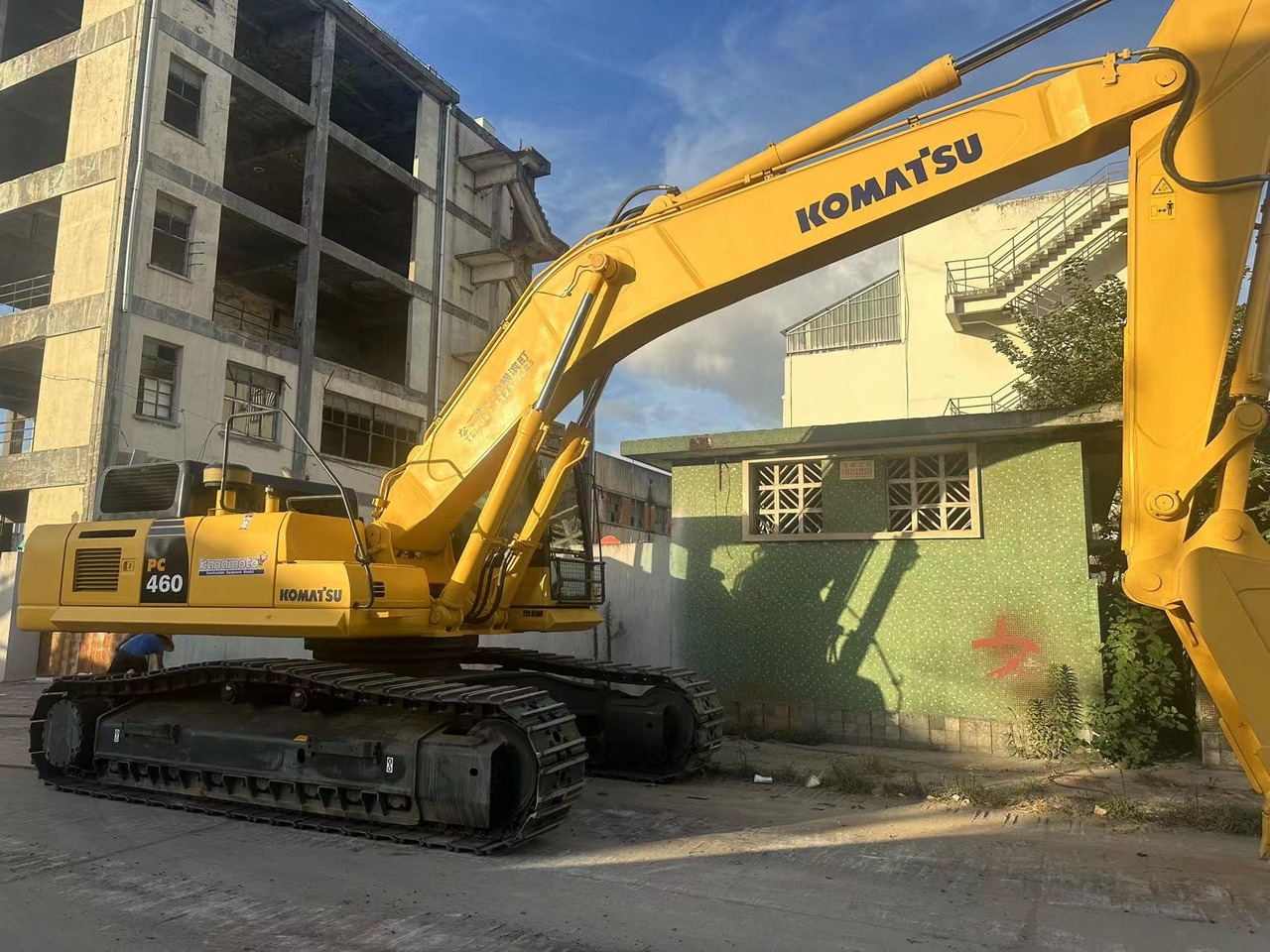 KOMATSU PC460LC-8 -excavator - Excavadora de cadenas: foto 2 KOMATSU PC460LC-8 -excavator - Excavadora de cadenas: foto 2