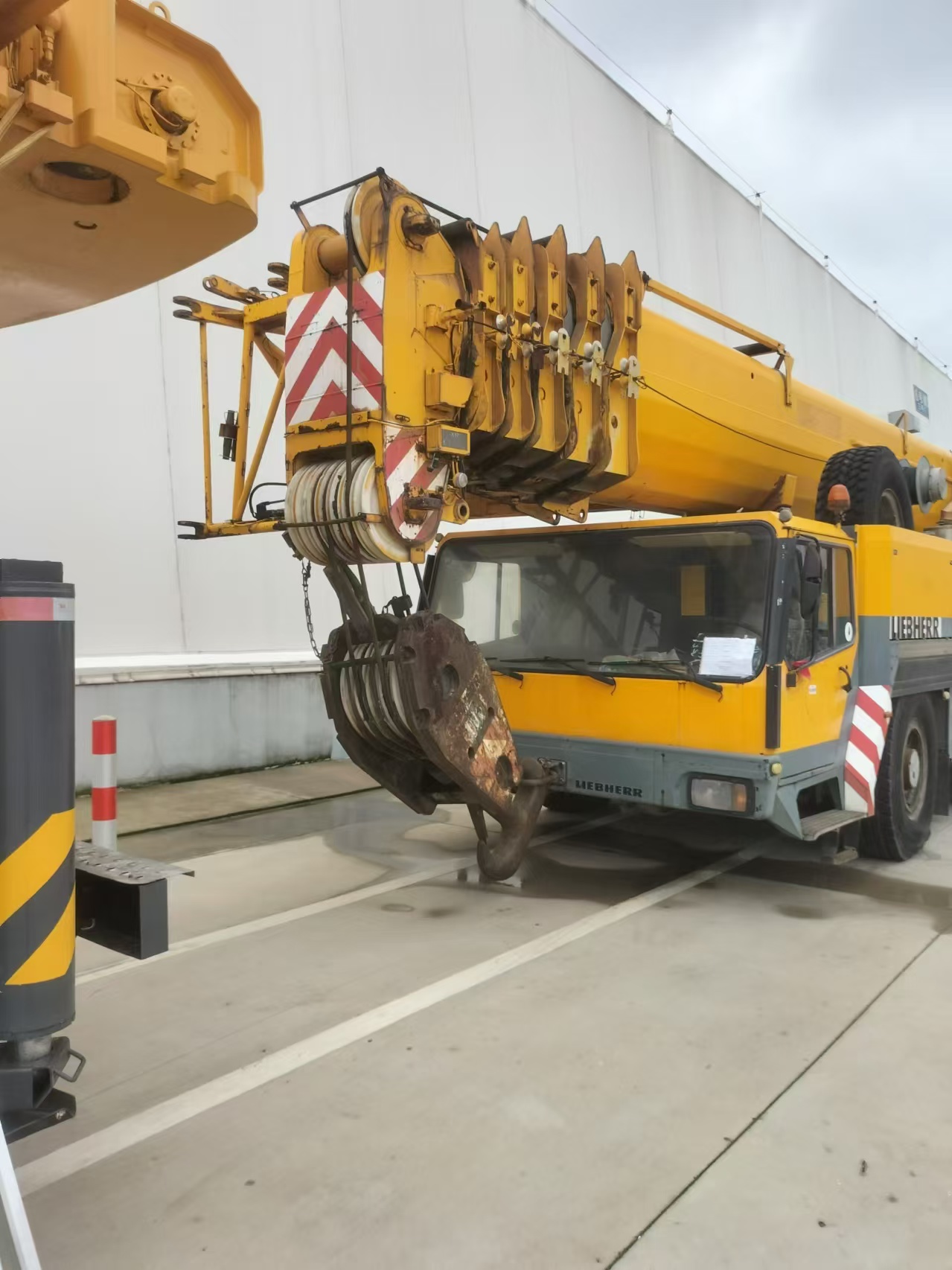 LIEBHERR - Autogrúa: foto 2 LIEBHERR - Autogrúa: foto 2
