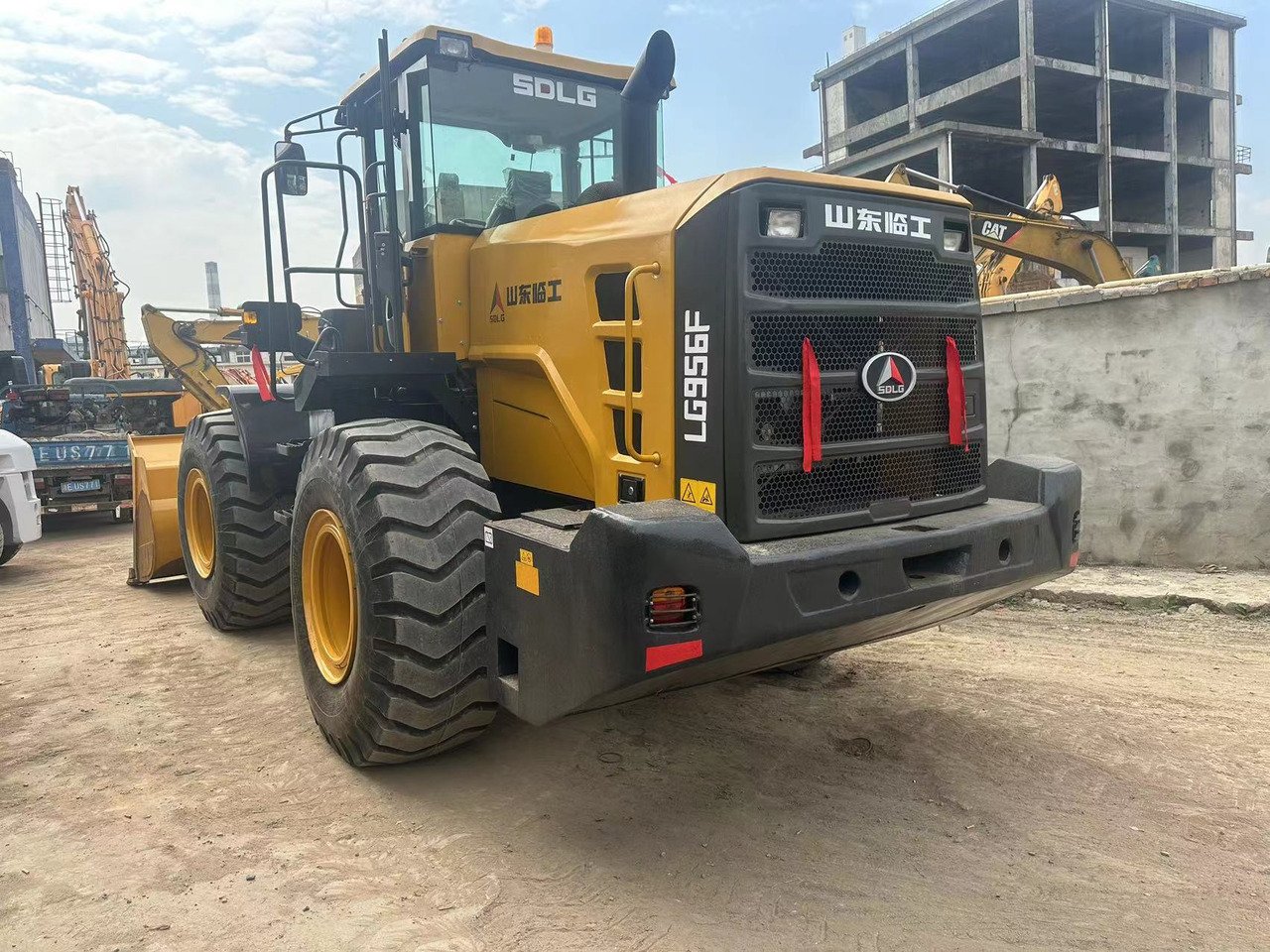 SDLG LG956F - Excavadora de cadenas: foto 4 SDLG LG956F - Excavadora de cadenas: foto 4