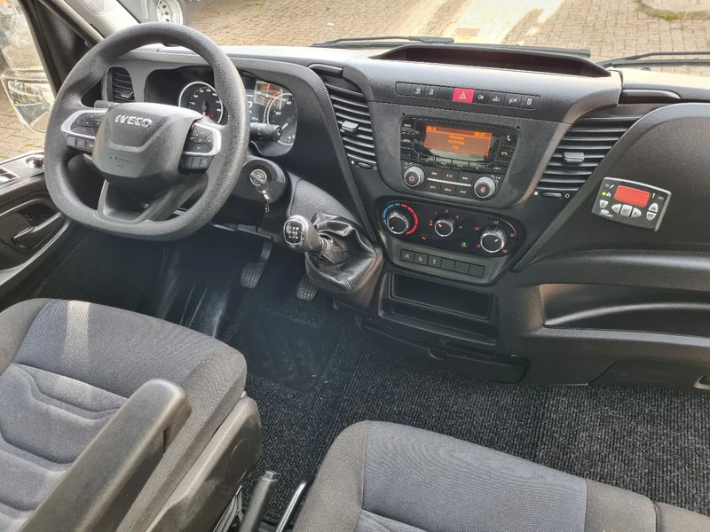 Furgoneta frigorifica Iveco Daily 35C14 Koelkoffer LBW Xarios 350 st 230V Euro 6: foto 7 Furgoneta frigorifica Iveco Daily 35C14 Koelkoffer LBW Xarios 350 st 230V Euro 6: foto 7