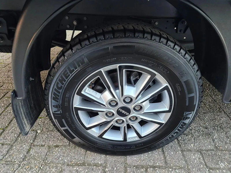 Furgoneta caja cerrada Iveco Daily 35S18 3.0D Koffer/ Xenon/ Airco: foto 18
