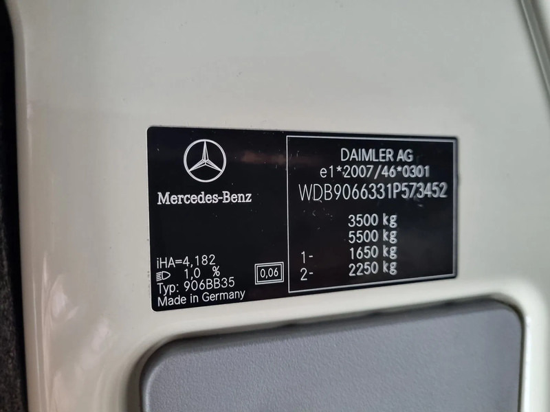 Furgón Mercedes-Benz Sprinter 311 CDI L2H2 EURO 6 2.2 CDI RWD: foto 7