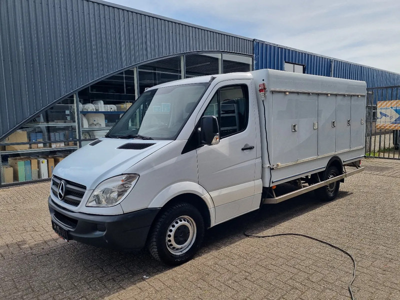 Mercedes-Benz Sprinter 313 CDI/ Eis/ Ice/-40/ 5+5 Turen/ Carlsen Baltic Euro 5 - Furgoneta frigorifica: foto 4 Mercedes-Benz Sprinter 313 CDI/ Eis/ Ice/-40/ 5+5 Turen/ Carlsen Baltic Euro 5 - Furgoneta frigorifica: foto 4