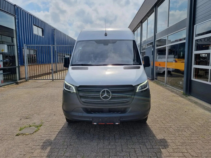 Mercedes-Benz Sprinter 315 CDI L3H2/ Airco/ Navi/ Xenon - Furgoneta pequeña: foto 3 Mercedes-Benz Sprinter 315 CDI L3H2/ Airco/ Navi/ Xenon - Furgoneta pequeña: foto 3