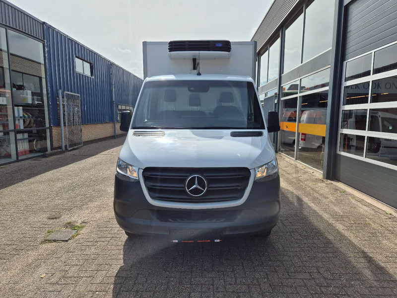 Mercedes-Benz Sprinter 516 CDI/ Kuhlkoffer/ Carrier Xarios 300/ -20/ +20/ Standby 230V - Furgoneta frigorifica: foto 4 Mercedes-Benz Sprinter 516 CDI/ Kuhlkoffer/ Carrier Xarios 300/ -20/ +20/ Standby 230V - Furgoneta frigorifica: foto 4