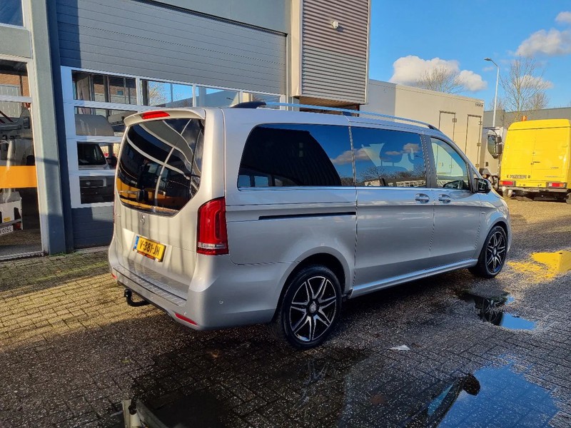 Mercedes-Benz V-Klasse V 250 D Dubbele Cabine AMG Euro 6 Elektrische deuren - Furgoneta combi: foto 2 Mercedes-Benz V-Klasse V 250 D Dubbele Cabine AMG Euro 6 Elektrische deuren - Furgoneta combi: foto 2