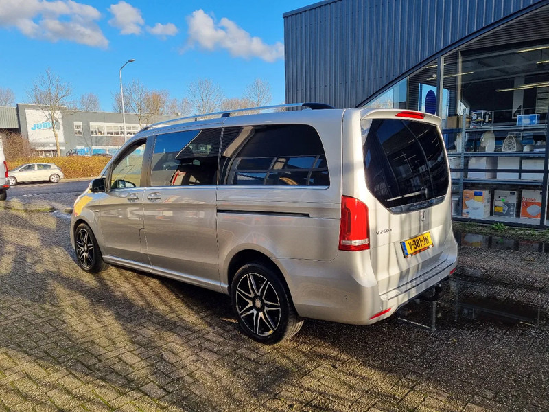 Mercedes-Benz V-Klasse V 250 D Dubbele Cabine AMG Euro 6 Elektrische deuren - Furgoneta combi: foto 5 Mercedes-Benz V-Klasse V 250 D Dubbele Cabine AMG Euro 6 Elektrische deuren - Furgoneta combi: foto 5