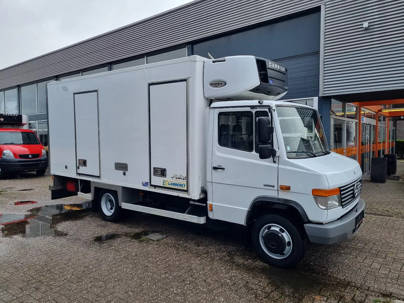Mercedes-Benz Vario 816D/ Kuhlkoffer/ Carrier Supra 750mt/ Trennwand - Camión frigorífico: foto 1 Mercedes-Benz Vario 816D/ Kuhlkoffer/ Carrier Supra 750mt/ Trennwand - Camión frigorífico: foto 1