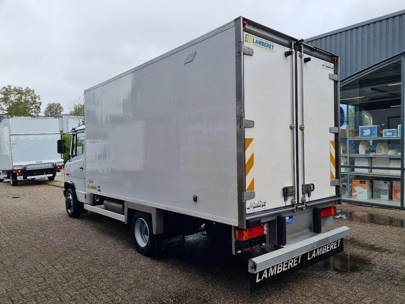 Mercedes-Benz Vario 816D/ Kuhlkoffer/ Carrier Supra 750mt/ Trennwand - Camión frigorífico: foto 5 Mercedes-Benz Vario 816D/ Kuhlkoffer/ Carrier Supra 750mt/ Trennwand - Camión frigorífico: foto 5