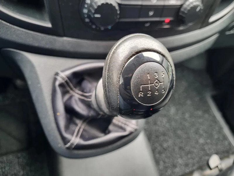 Furgoneta pequeña Mercedes-Benz Vito 114 CDI/ Airco/ Navi/ E6: foto 17