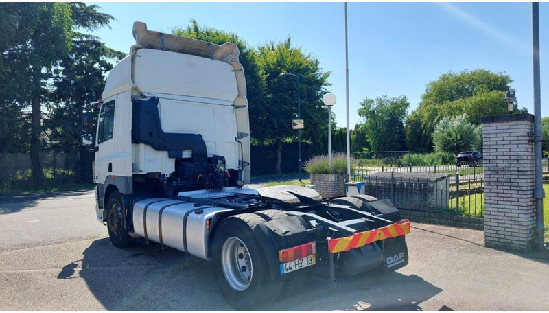 DAF CF 85.410 4x2 MANUAL 410 POWER - Cabeza tractora: foto 4 DAF CF 85.410 4x2 MANUAL 410 POWER - Cabeza tractora: foto 4