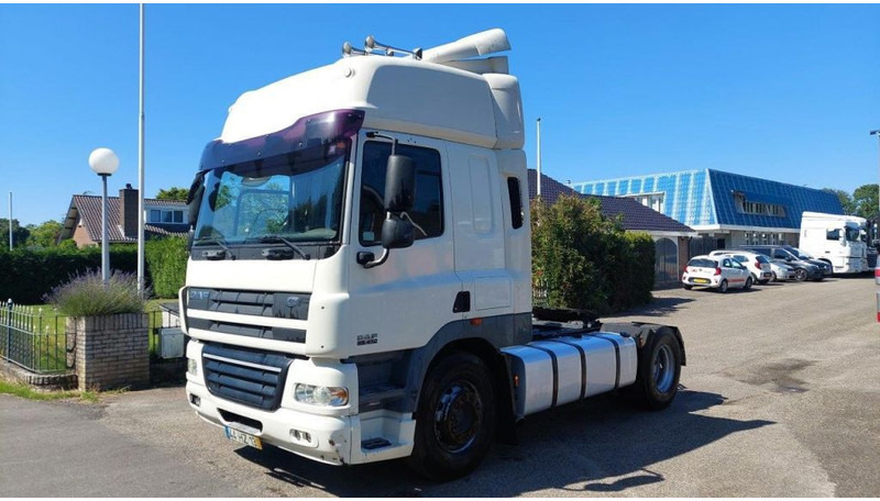 DAF CF 85.410 4x2 MANUAL 410 POWER - Cabeza tractora: foto 1 DAF CF 85.410 4x2 MANUAL 410 POWER - Cabeza tractora: foto 1