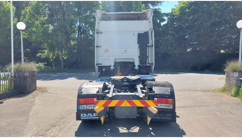 Cabeza tractora DAF XF 105.410 4x2: foto 6