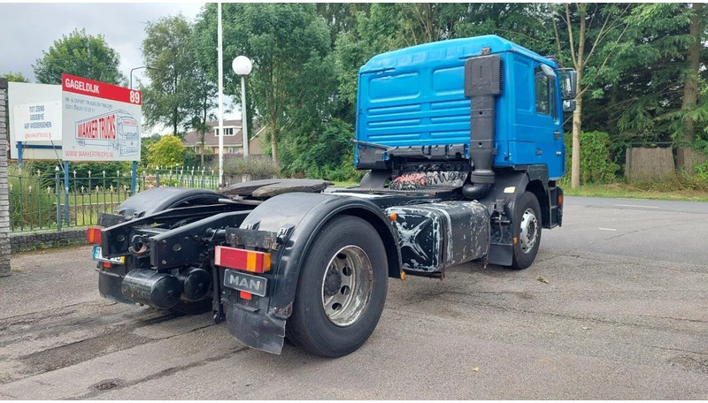MAN 19.403 MANUAL GEARBOX - Cabeza tractora: foto 5 MAN 19.403 MANUAL GEARBOX - Cabeza tractora: foto 5