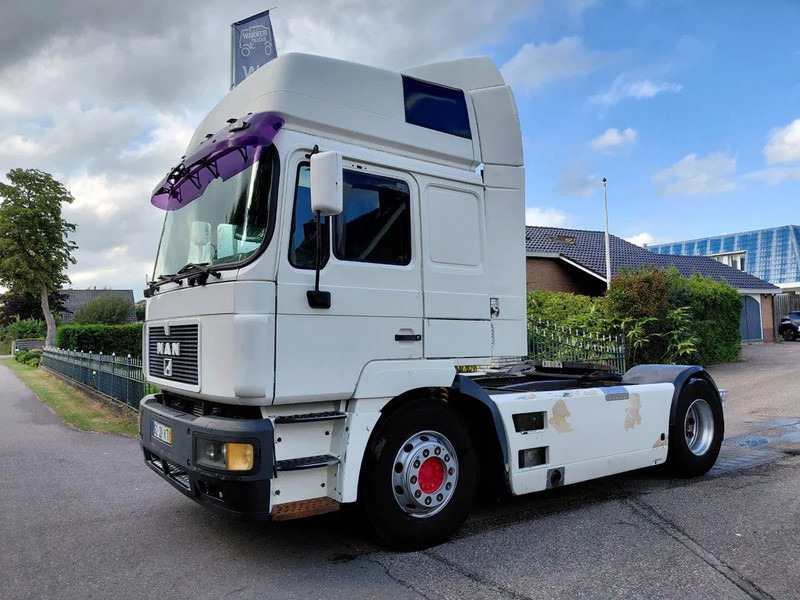 MAN 19.463 F2000 460 HP MANUAL ZF GEARBOX PERFECT CONDITION - Cabeza tractora: foto 1 MAN 19.463 F2000 460 HP MANUAL ZF GEARBOX PERFECT CONDITION - Cabeza tractora: foto 1