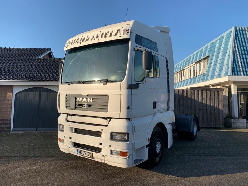 MAN TGA 18.480 6 HEAD ENGINE AUTOMATIC RETARDER - Cabeza tractora: foto 2 MAN TGA 18.480 6 HEAD ENGINE AUTOMATIC RETARDER - Cabeza tractora: foto 2