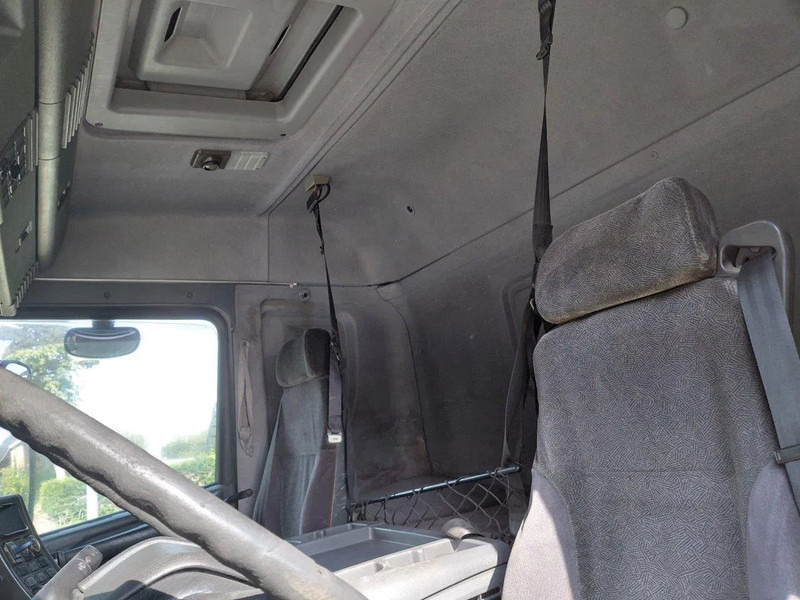 Cabeza tractora Scania P124-420 MANUAL + RETARDER !!!! 2 PIPES !!!!: foto 12