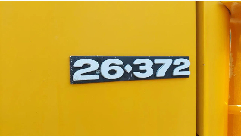 MAN 26.372 MANUAL ZF GEARBOX STEEL SUSPENSION 6X4 - Camión chasis: foto 5 MAN 26.372 MANUAL ZF GEARBOX STEEL SUSPENSION 6X4 - Camión chasis: foto 5