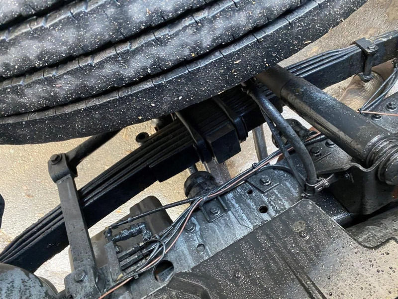 Camión volquete MAN 35 35.322 HOLLAND TRUCK FULL STEEL SPRING MANUAL ZF GEARBOX no 372: foto 11