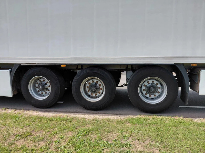 Sor LIFTAXLE WITH THERMO KING FRIDGE no Chereau - Semirremolque frigorífico: foto 4 Sor LIFTAXLE WITH THERMO KING FRIDGE no Chereau - Semirremolque frigorífico: foto 4