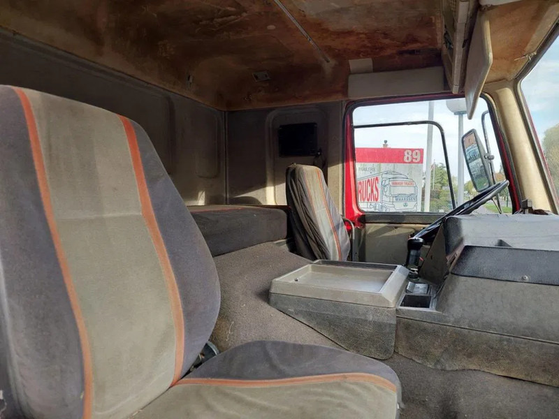 Camión volquete Volvo FL 10 4X2 Kipper: foto 9