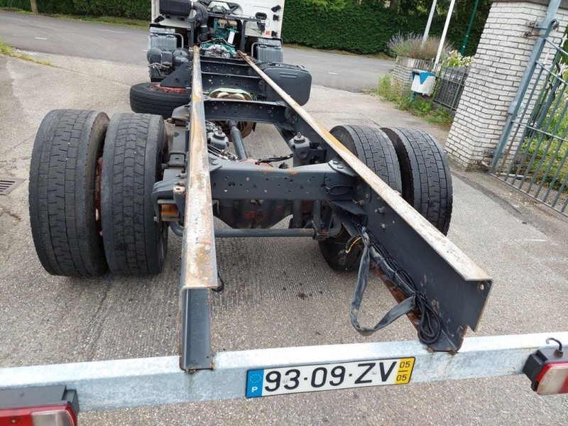 Volvo FL 250 MANUAL STEEL SUSPENSION - Camión chasis: foto 3 Volvo FL 250 MANUAL STEEL SUSPENSION - Camión chasis: foto 3