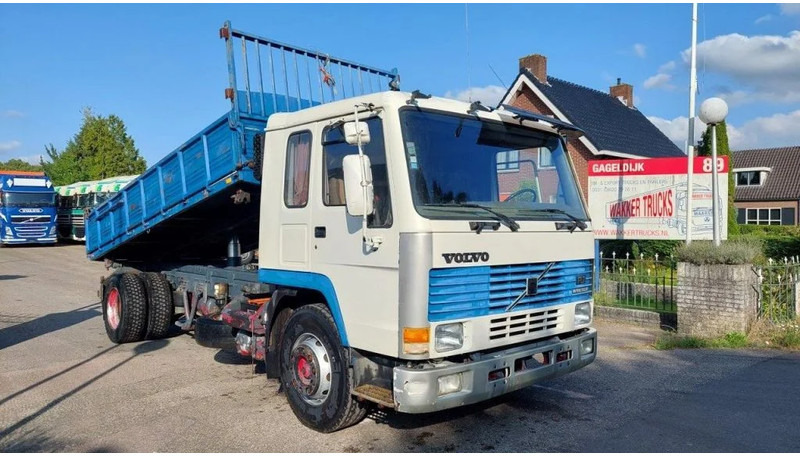 Volvo FL 7 4X2 KIPPER - Camión volquete: foto 2 Volvo FL 7 4X2 KIPPER - Camión volquete: foto 2