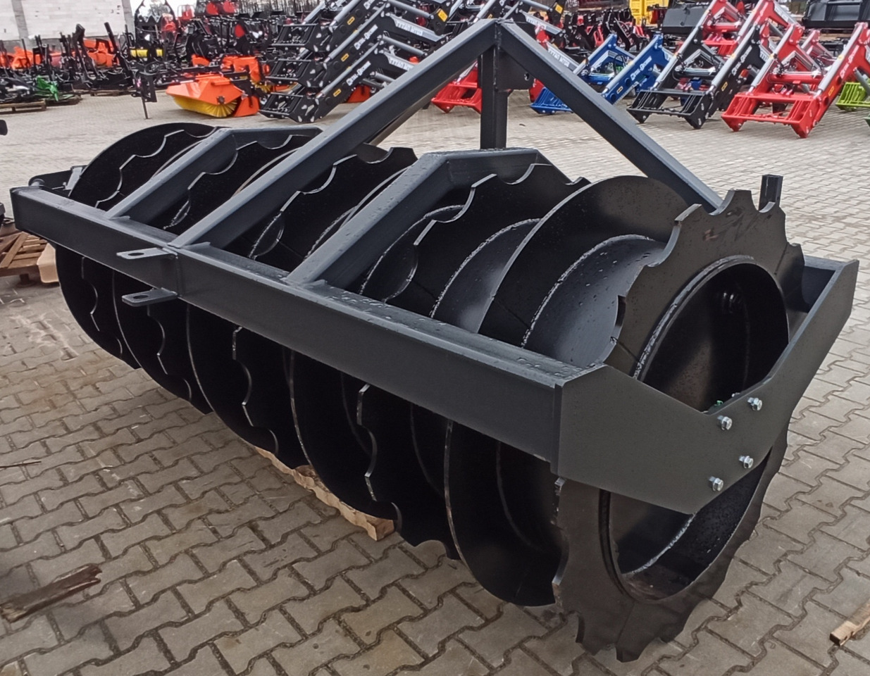 METAL-TECHNIK Wał pryzmowy - Rodillo agrícola: foto 3 METAL-TECHNIK Wał pryzmowy - Rodillo agrícola: foto 3