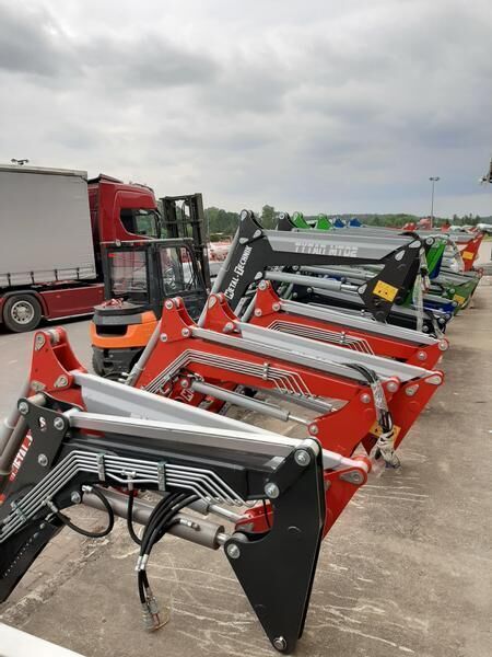 Metal-Technik Frontlader für STEYR 4085 - Cargador frontal para tractor: foto 1 Metal-Technik Frontlader für STEYR 4085 - Cargador frontal para tractor: foto 1