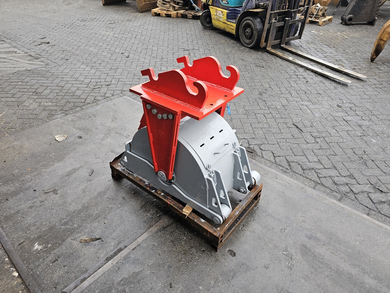 Rockwheel r400 cw10 asvaltfrees frais cw 10 demarec rockwheel epirock - Implemento para Maquinaria de construcción: foto 3 Rockwheel r400 cw10 asvaltfrees frais cw 10 demarec rockwheel epirock - Implemento para Maquinaria de construcción: foto 3