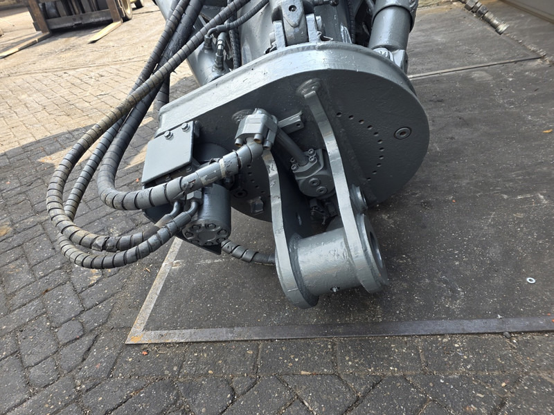 Liebherr gm 75 poliepgrijper 3500 liter orange peel liebherr lh 110 lh 150mantsinen 3500 liter - Pinza de manipulación para Maquinaria de construcción: foto 5 Liebherr gm 75 poliepgrijper 3500 liter orange peel liebherr lh 110 lh 150mantsinen 3500 liter - Pinza de manipulación para Maquinaria de construcción: foto 5