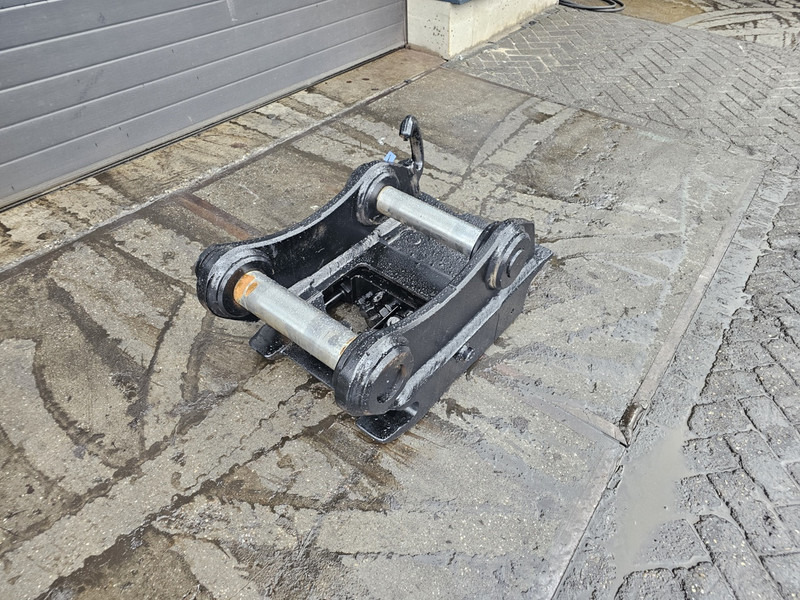 Oilquick 80 coupler connector oq80 oilquick steelwrist - Acoplamiento rápido para Maquinaria de construcción: foto 2 Oilquick 80 coupler connector oq80 oilquick steelwrist - Acoplamiento rápido para Maquinaria de construcción: foto 2