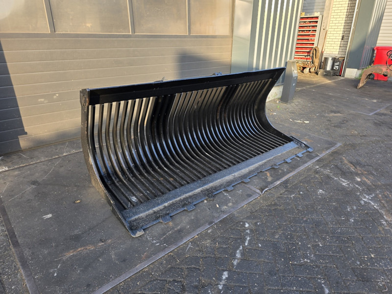 Puinbak volvo l60f l 70shovelbak volvo l60 wiellader bak volvo l60 l70 - Cazo para Maquinaria de construcción: foto 3 Puinbak volvo l60f l 70shovelbak volvo l60 wiellader bak volvo l60 l70 - Cazo para Maquinaria de construcción: foto 3