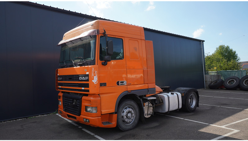 DAF XF 95.380 SC MANUAL GEARBOX - Cabeza tractora: foto 4 DAF XF 95.380 SC MANUAL GEARBOX - Cabeza tractora: foto 4