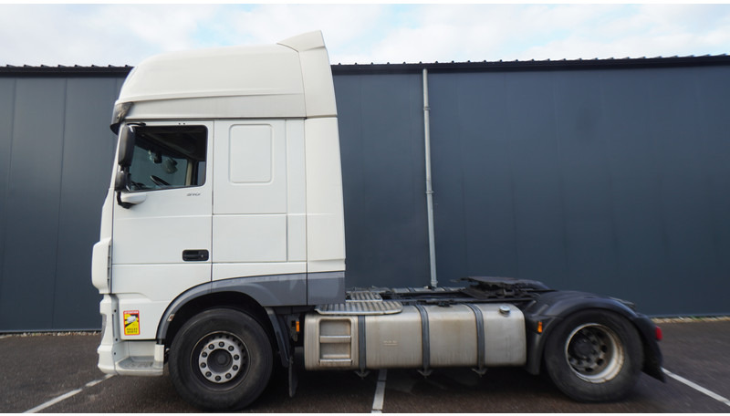 DAF XF510 FT SSC EURO 6 ENGINE PROBLEM - Cabeza tractora: foto 1 DAF XF510 FT SSC EURO 6 ENGINE PROBLEM - Cabeza tractora: foto 1