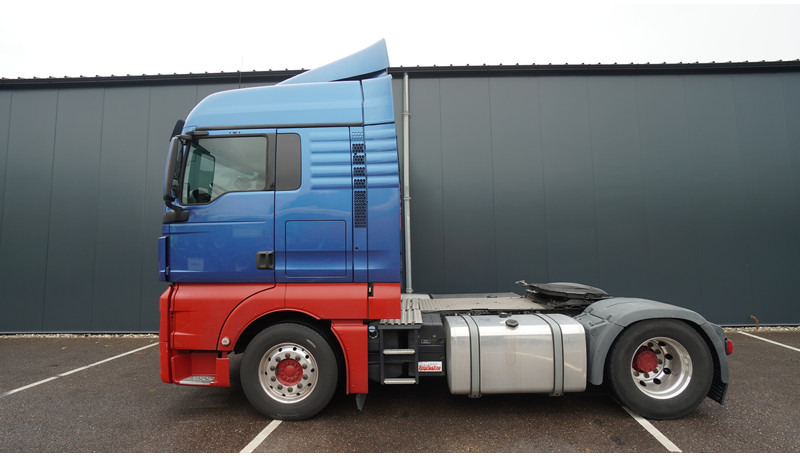 MAN TGX 18.420 ADR 664.400KM - Cabeza tractora: foto 1 MAN TGX 18.420 ADR 664.400KM - Cabeza tractora: foto 1