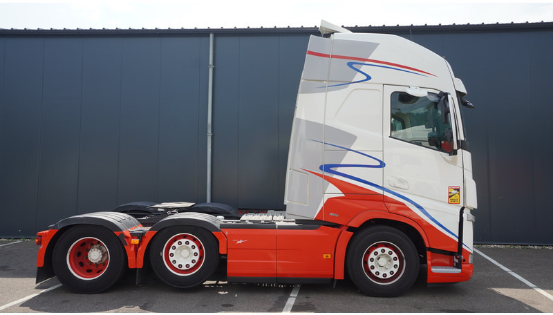 Volvo FH 460 6X2 EURO 6 GLOBETROTTER - Cabeza tractora: foto 2 Volvo FH 460 6X2 EURO 6 GLOBETROTTER - Cabeza tractora: foto 2