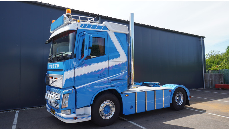 Volvo FH 460 GLOBETROTTER EURO 6 ADR - Cabeza tractora: foto 3 Volvo FH 460 GLOBETROTTER EURO 6 ADR - Cabeza tractora: foto 3