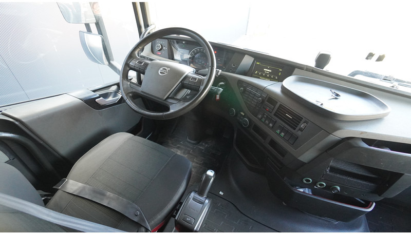 Volvo FH 500 GLOBETROTTER 847.000KM - Cabeza tractora: foto 5 Volvo FH 500 GLOBETROTTER 847.000KM - Cabeza tractora: foto 5