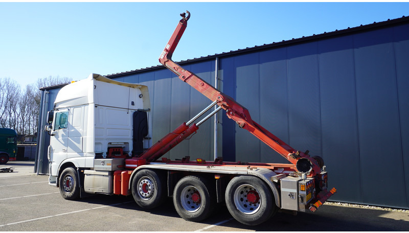 DAF XF460 8X2 HOOKARM SYSTEM TRUCK - Camión multibasculante: foto 3 DAF XF460 8X2 HOOKARM SYSTEM TRUCK - Camión multibasculante: foto 3