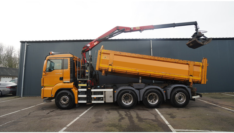 MAN TGS 35-440 8X4 2 SIDE TIPPER WITH HMF Z 1943 CRANE 415.000KM - Camión grúa: foto 1 MAN TGS 35-440 8X4 2 SIDE TIPPER WITH HMF Z 1943 CRANE 415.000KM - Camión grúa: foto 1