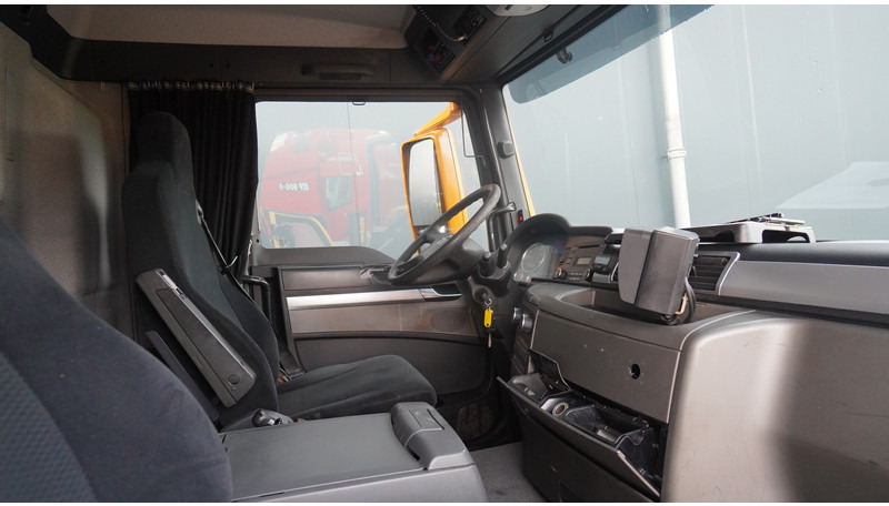 MAN TGS 35-440 8X4 2 SIDE TIPPER WITH HMF Z 1943 CRANE 415.000KM - Camión grúa: foto 5 MAN TGS 35-440 8X4 2 SIDE TIPPER WITH HMF Z 1943 CRANE 415.000KM - Camión grúa: foto 5